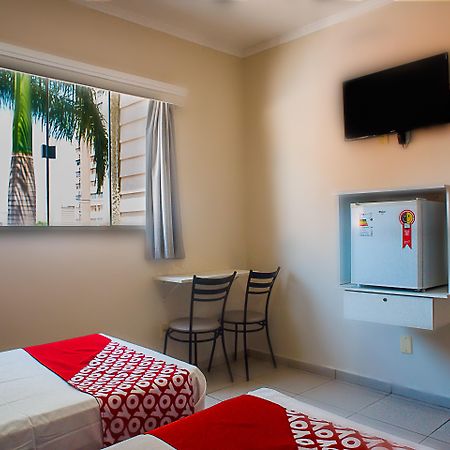 Oyo Cerrado Hotel, Campo Grande كامبو غراندي المظهر الخارجي الصورة A room at the hotel