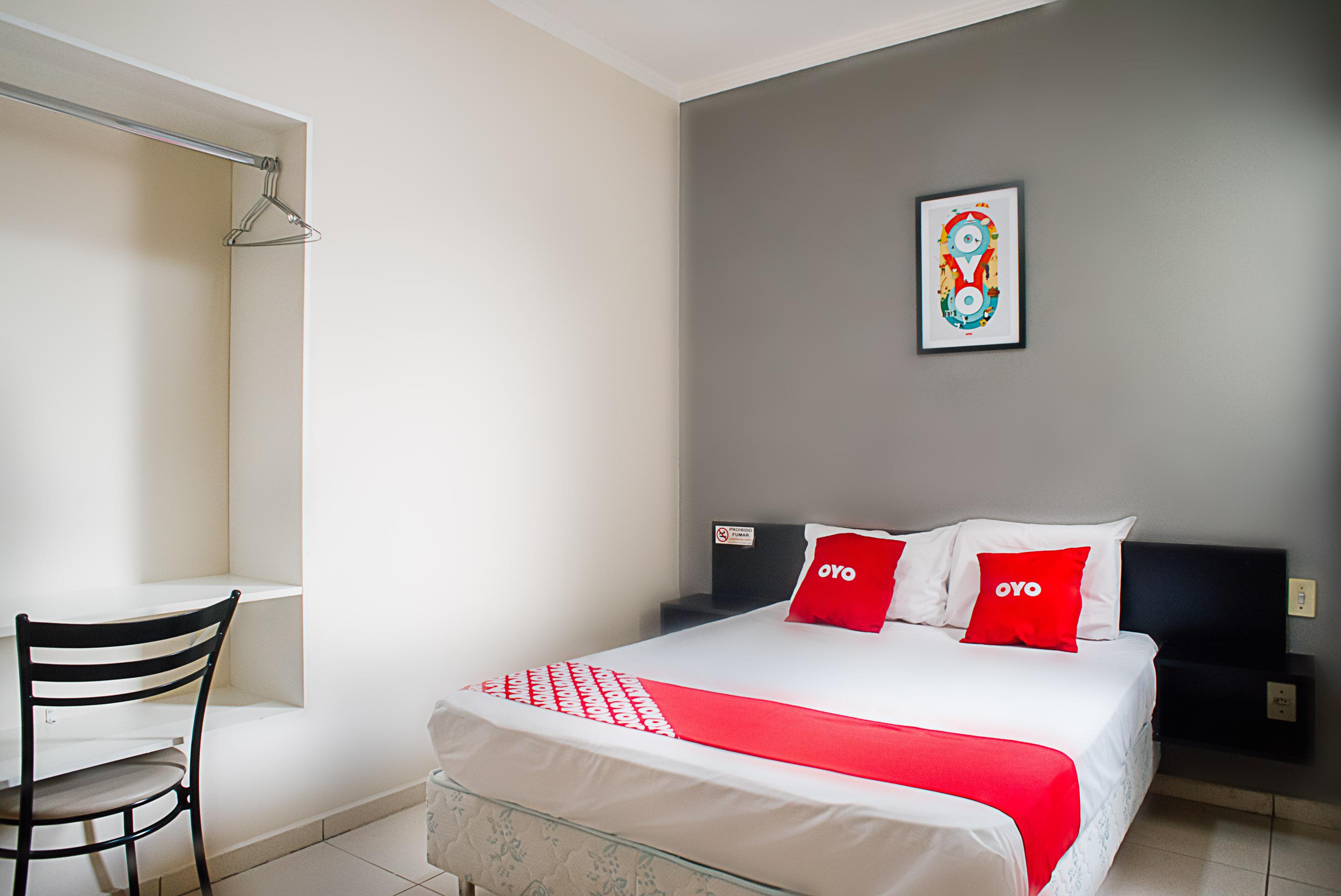 Oyo Cerrado Hotel, Campo Grande كامبو غراندي المظهر الخارجي الصورة A room at OYO Townhouse, Mysore