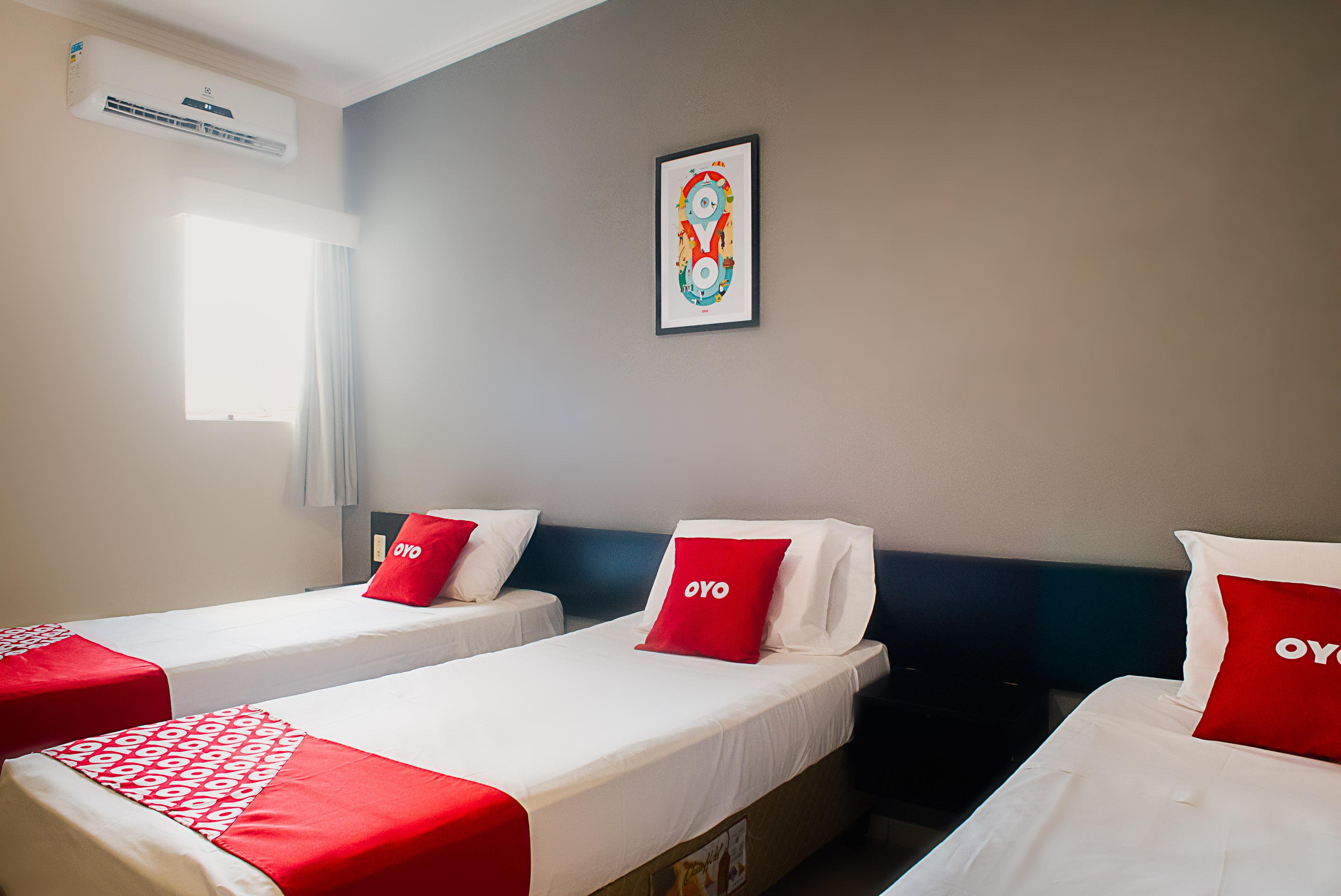 Oyo Cerrado Hotel, Campo Grande كامبو غراندي المظهر الخارجي الصورة OYO Hotel in Mexico City