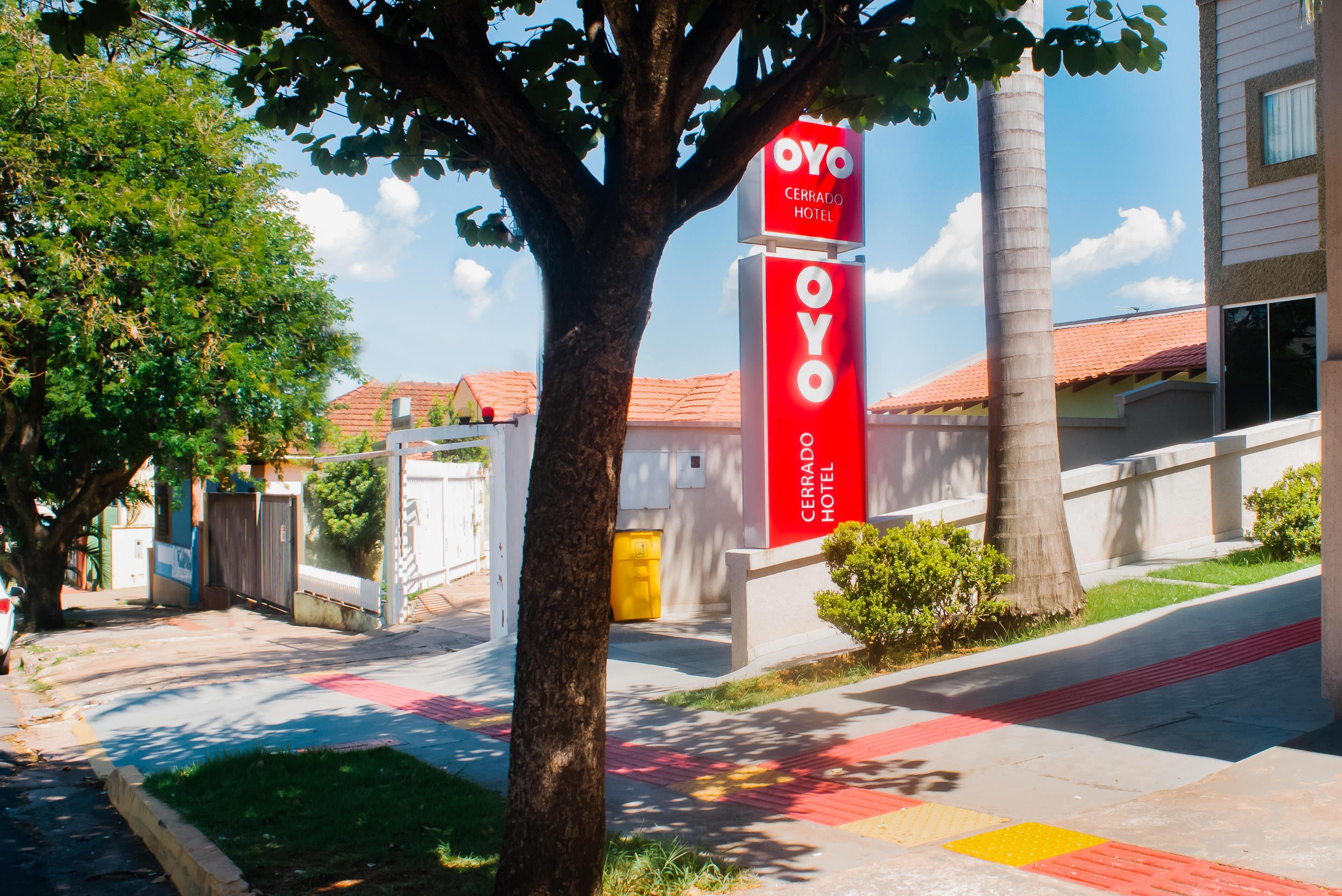 Oyo Cerrado Hotel, Campo Grande كامبو غراندي المظهر الخارجي الصورة OYO Hotel in Brazil